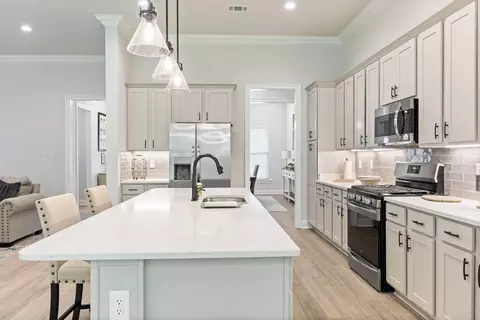 Kitchen - 2508 Juniper Berry Cir, Cantonment, FL 32533 photo 2 of 2