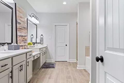 Entry Way - 2508 Juniper Berry Cir, Cantonment, FL 32533 photo 1 of 3
