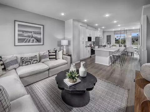 2206 Saltbush Dr, San Marcos, CA 92069