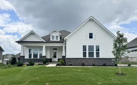 11388 Selsey Rd, Fishers, IN 46040