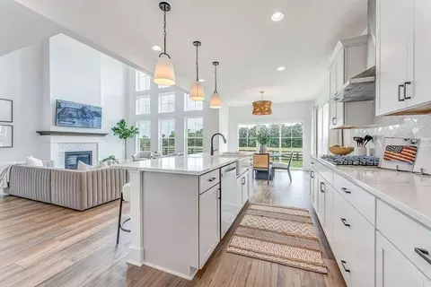 Kitchen - 14 Mazzolla Ct, Delaware, OH 43015 photo 3 of 3