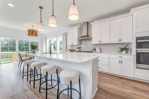Kitchen - 14 Mazzolla Ct, Delaware, OH 43015 photo 2 of 3
