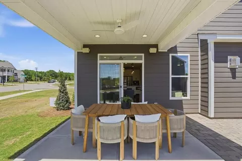 Exterior - 1812 Betsy Ross Dr, Moore, SC 29369 photo 4 of 6