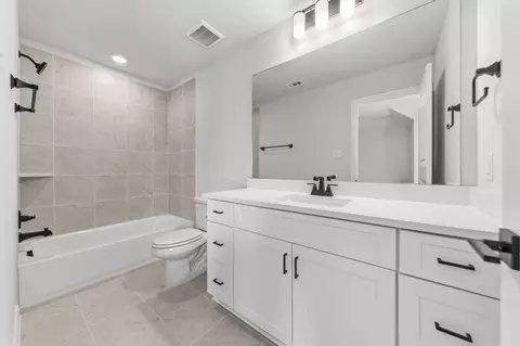 Bath - 14566 Flossie St, Pilot Point, TX 76258 photo 4 of 4