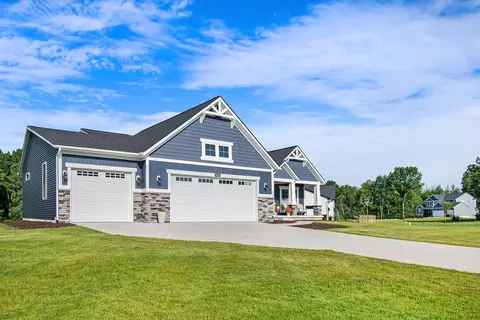 Exterior - Tormiston Drive, Haslett, MI 48840 photo 10 of 11