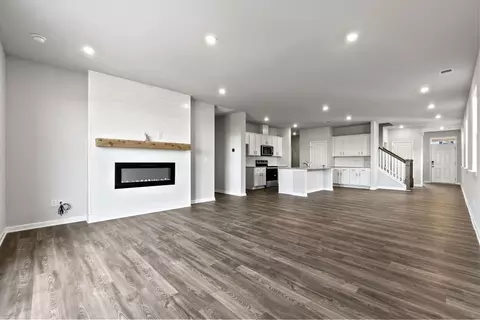 Living - 421 Scout Ln, Monroe, NC 28110 photo 4 of 6