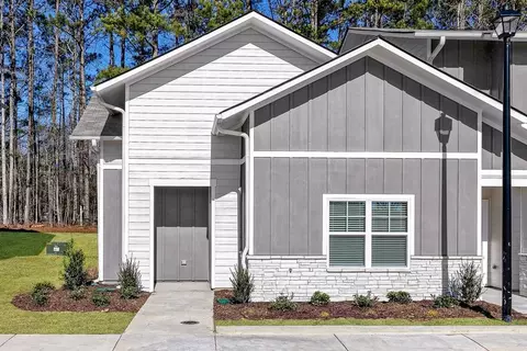 Exterior - 101 Palmeiro Dr, Lagrange, GA 30241 photo 6 of 16