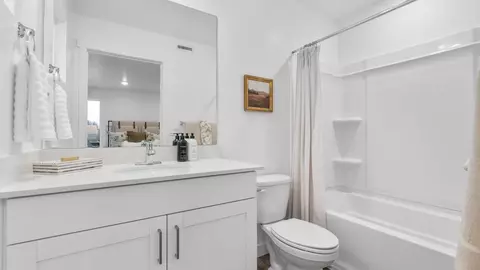 Bath - 1425 S 470 E #121, Ogden, UT 84404 photo 3 of 3