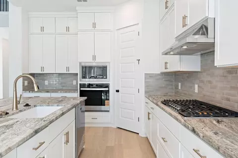 Kitchen - 287 San Saba Dr, Buda, TX 78610 photo 2 of 5