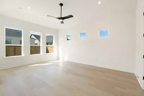 Living - 287 San Saba Dr, Buda, TX 78610 photo 7 of 12