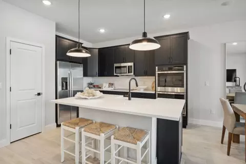 204 SE Birch Ter, Stuart, FL 34997