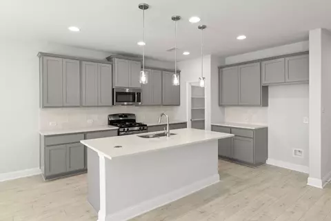 Kitchen - 1101 Trinity Rail Rd, Anna, TX 75409 photo 5 of 8
