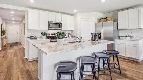 Kitchen - 10529 Grain Silo Trl, Parrish, FL 34219 photo 2 of 2