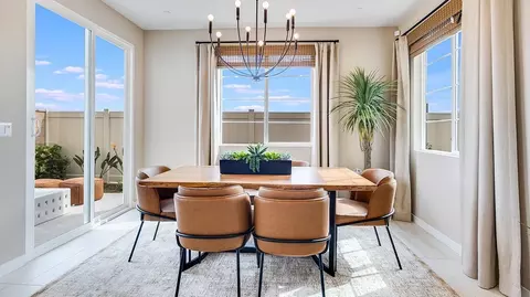 Dining - 1701 Lightning St, Rialto, CA 92376 photo 1 of 2