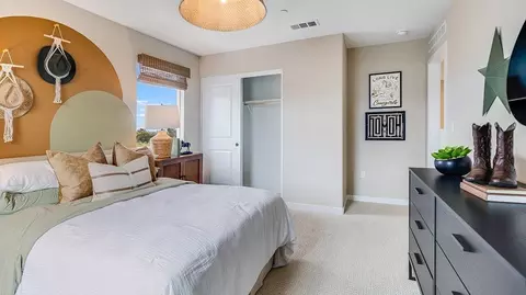 Bedroom - 1701 Lightning St, Rialto, CA 92376 photo 6 of 8