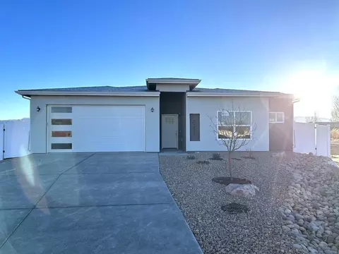 Exterior - 3309 Pyrus St, Clifton, CO 81520 photo 36 of 39