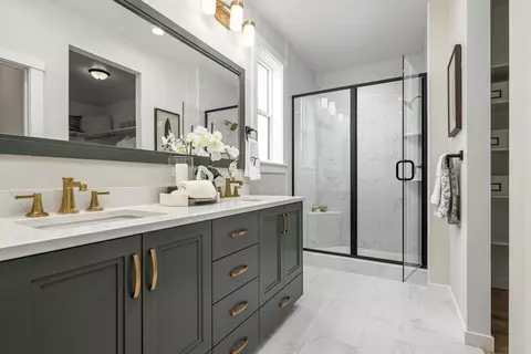 Bath - 1503 N Burman Ave, Star, ID 83669 photo 1 of 1