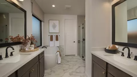 Bath - 792 Cedarwood Ct, Haslet, TX 76052 photo 2 of 2