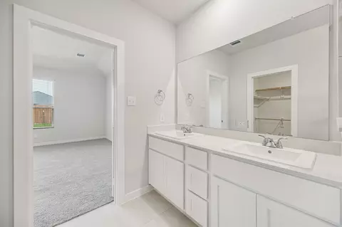Entry Way - 804 Rockcloud Dr, Haslet, TX 76052 photo 4 of 8