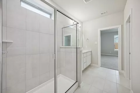 Bath - 804 Rockcloud Dr, Haslet, TX 76052 photo 5 of 17