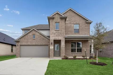 Exterior - 804 Rockcloud Dr, Haslet, TX 76052 photo 4 of 13