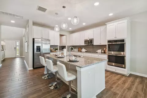 Kitchen - 2528 Clary Sage Dr, Spring Hill, FL 34609 photo 2 of 3