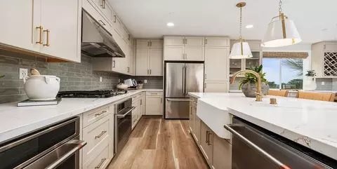 Kitchen - La Costa Ave, Carlsbad, CA 92009 photo 5 of 6
