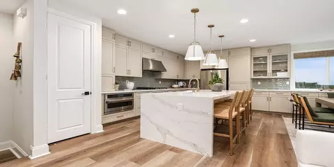 Kitchen - La Costa Ave, Carlsbad, CA 92009 photo 1 of 6