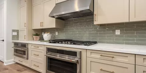 Kitchen - La Costa Ave, Carlsbad, CA 92009 photo 2 of 6