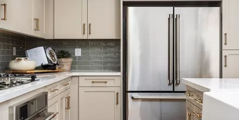 Kitchen - La Costa Ave, Carlsbad, CA 92009 photo 4 of 6