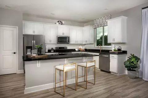 Kitchen - 1920 Sheeler Ave, Apopka, FL 32703 photo 2 of 7