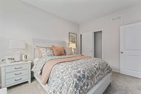 Bedroom - 499 E 131st Pl, Crown Point, IN 46307 photo 7 of 8