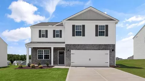 712 Lazy Elm Ln, Aberdeen, NC 28315