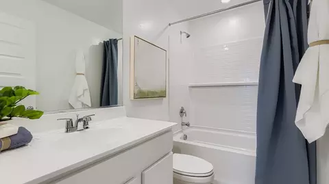 Bath - 3784 N 96th Ln, Phoenix, AZ 85037 photo 2 of 3