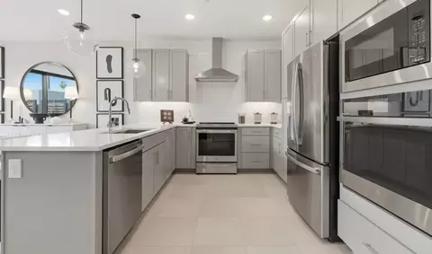 Kitchen - 5611 S 35th Way, Phoenix, AZ 85040 photo 1 of 4