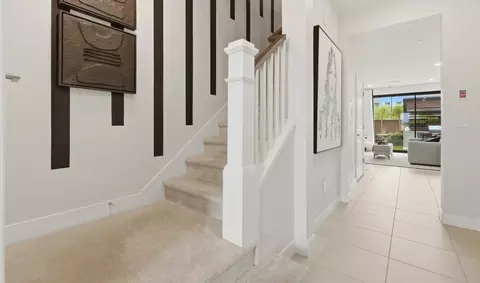 Entry Way - 5611 S 35th Way, Phoenix, AZ 85040 photo 4 of 4