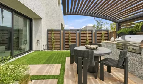 Exterior - 5611 S 35th Way, Phoenix, AZ 85040 photo 3 of 4