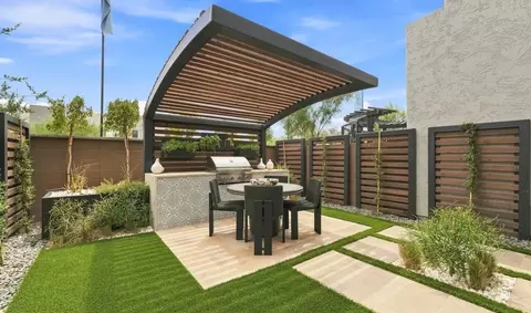 Exterior - 5611 S 35th Way, Phoenix, AZ 85040 photo 2 of 4