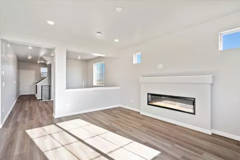 Living - 7048 N Obsidian Way, Eagle Mountain, UT 84005 photo 2 of 6