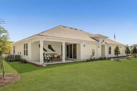 Exterior - 586 Windchime St, Yulee, FL 32097 photo 4 of 9