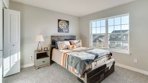 Bedroom - 3729 Brookside Dr, Chaska, MN 55318 photo 4 of 9