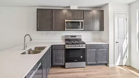 17345 Ulster Dr, Tinley Park, IL 60477