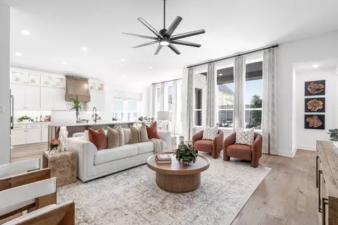 Living - 325 Vale Run, Kyle, TX 78640 photo 3 of 9