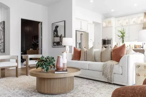 Living - 325 Vale Run, Kyle, TX 78640 photo 7 of 9