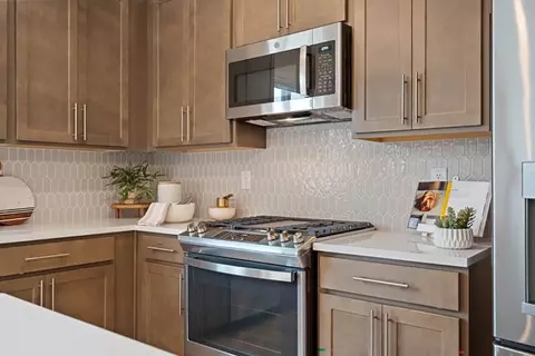 Kitchen - 106 Epperly Way, Tucker, GA 30084 photo 10 of 16