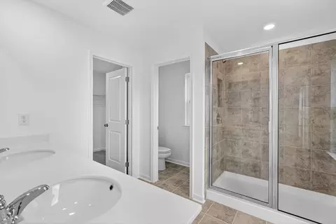Bath - 106 Epperly Way, Tucker, GA 30084 photo 1 of 12