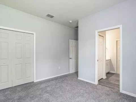 Bedroom - 5386 Duxford Cir, Saint Cloud, FL 34771 photo 3 of 7