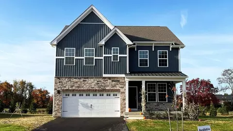 143 Winding Rd, Easton, PA 18040