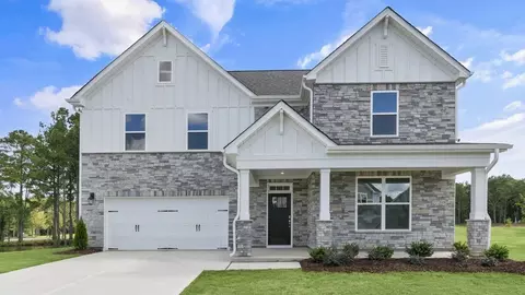 1017 Martin Farms Blvd, Aberdeen, NC 28315