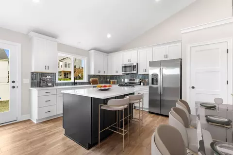Kitchen - 6693 Castleton Dr, Grand Ledge, MI 48837 photo 1 of 3